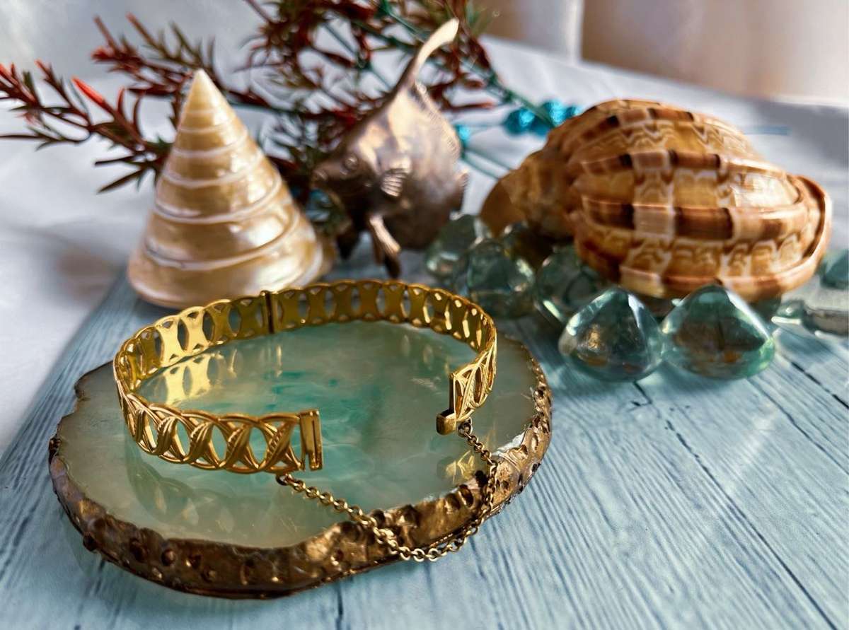 9ct gold metal core bracelet