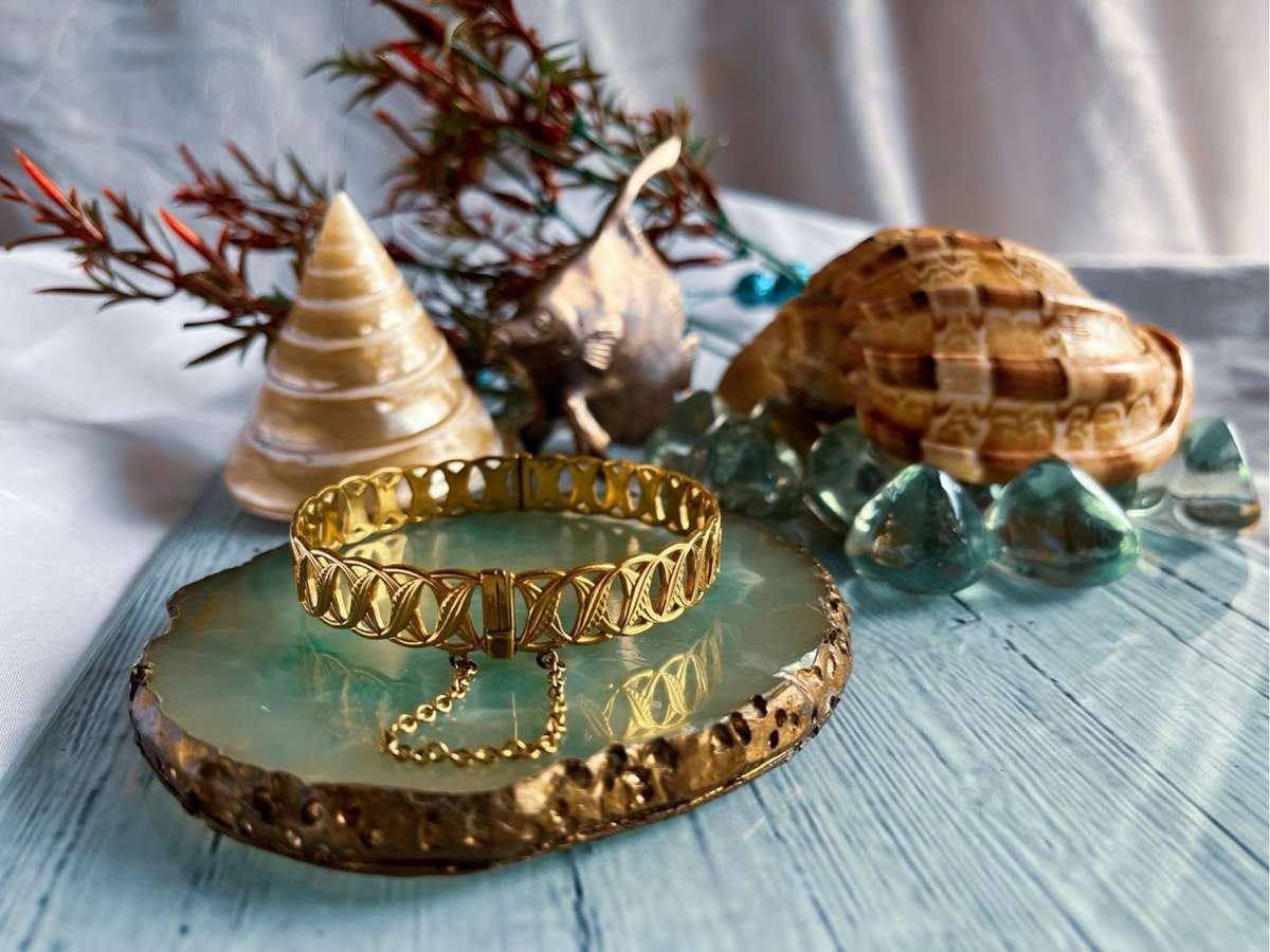 9ct gold metal core bracelet