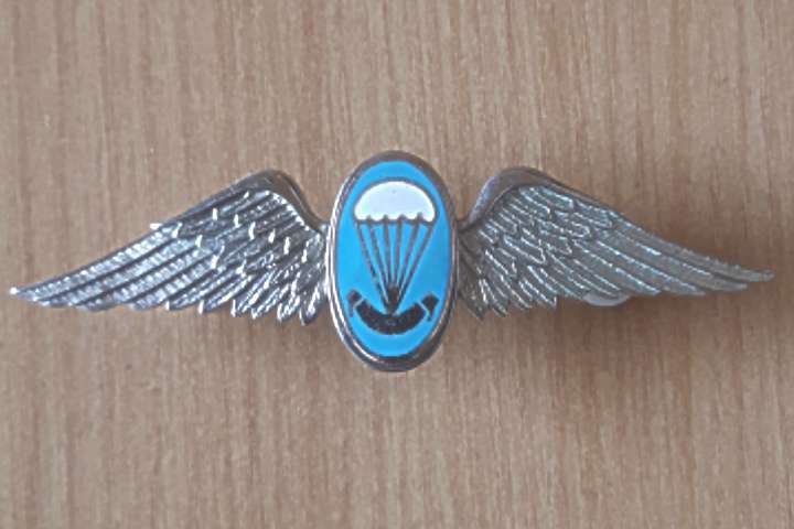 S.A Parachute Staticline Instructor Wing - Full Size - Two Pins In Place