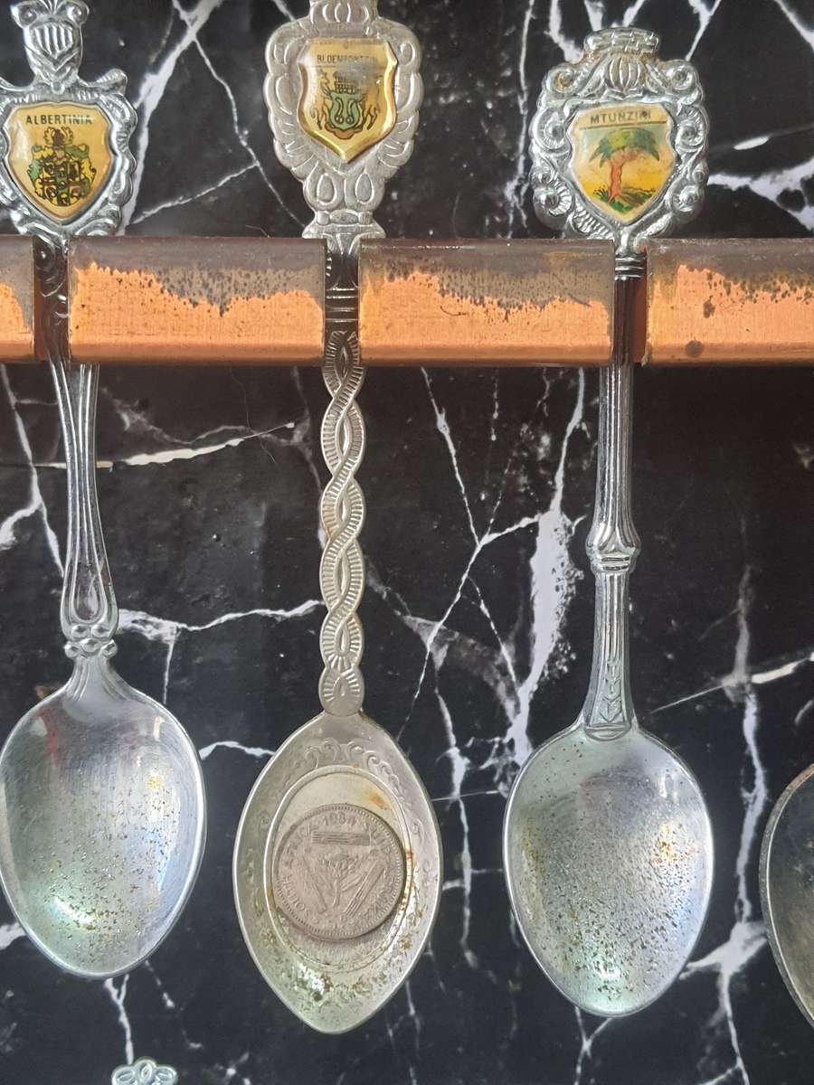 STUNNING SET OF OLD SPOONS WITH SPOON RACK - BID NOW !