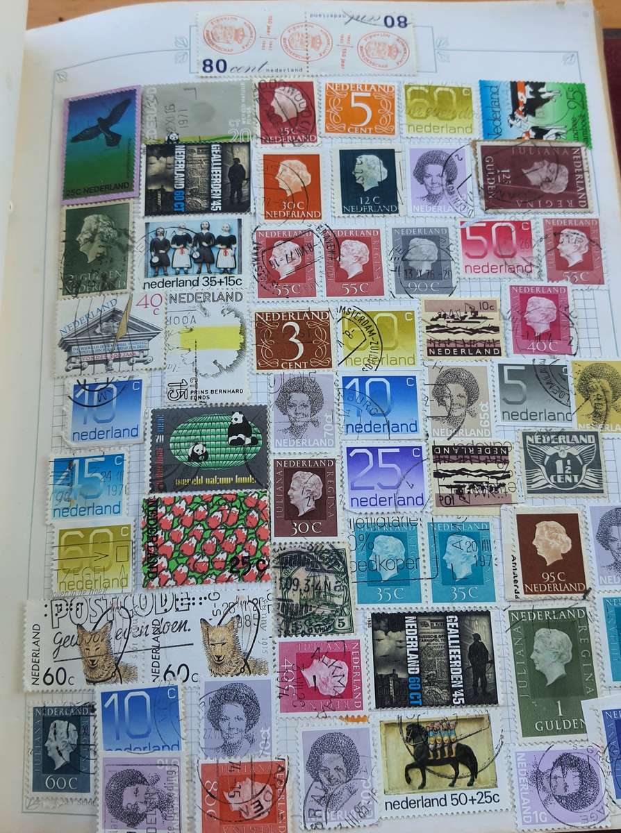 HUGE STAMP COLLECTION - RARE - DONT MISS OUT ! WORLD STAMPS