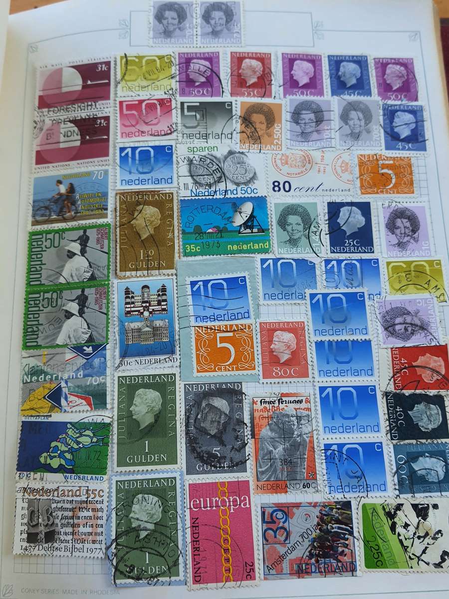 HUGE STAMP COLLECTION - RARE - DONT MISS OUT ! WORLD STAMPS