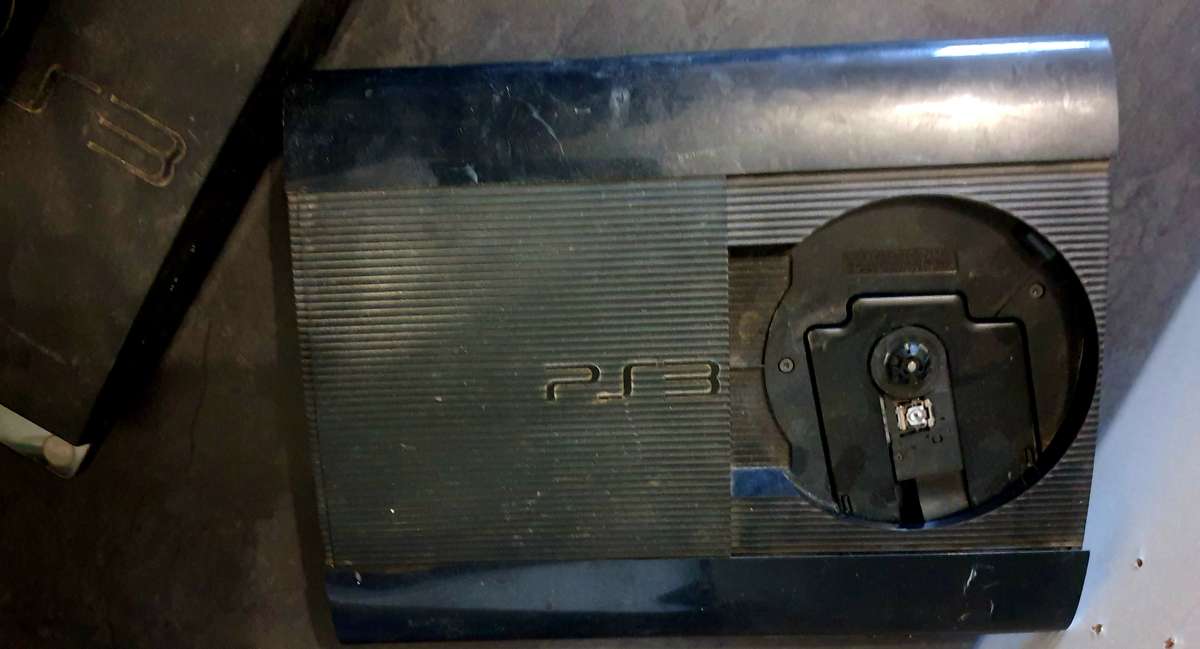 X2 PLAYSTATION 3 CONSOLES WITH CABLES X2 REMOTES