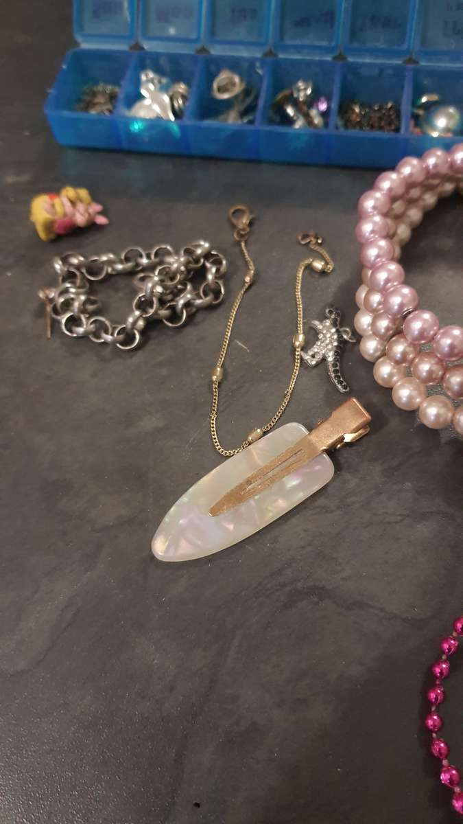 SMALL AND FINE COSMETIC JOB LOT