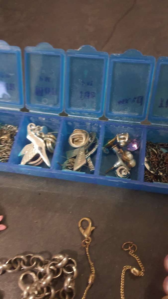 SMALL AND FINE COSMETIC JOB LOT