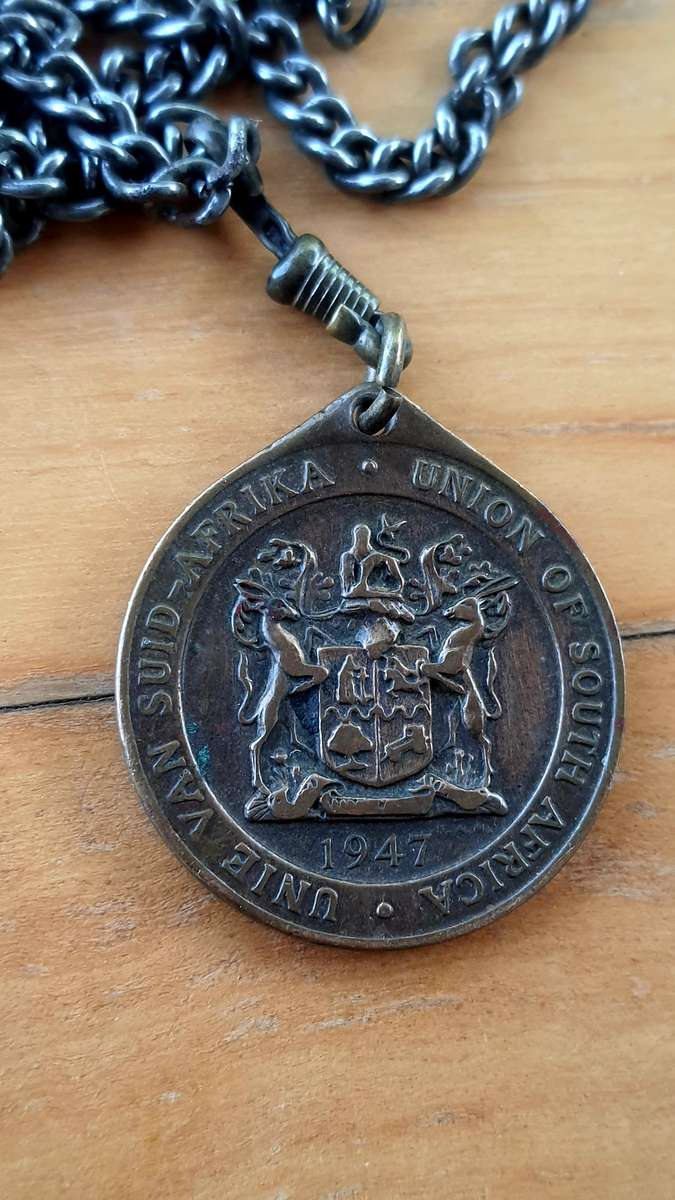 pocket jewelry - union of South Africa 1947 Royal Visit of King George Memorabilia