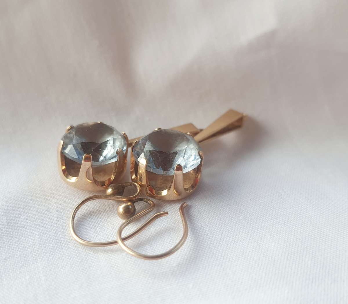 1930's Antique Yellow Gold 9CT Natural Gut Aquamarine earrings - 5.2 Grams - exactly 2.6 grams each