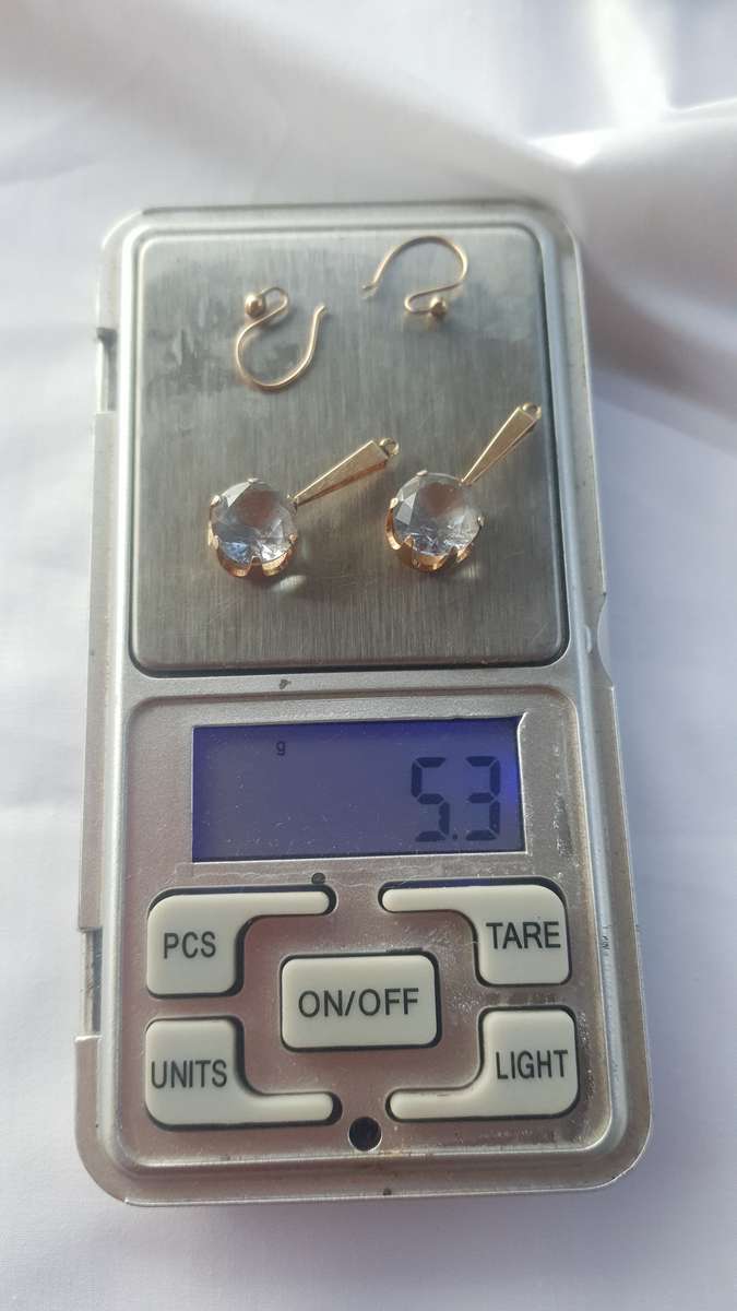 1930's Antique Yellow Gold 9CT Natural Gut Aquamarine earrings - 5.2 Grams - exactly 2.6 grams each