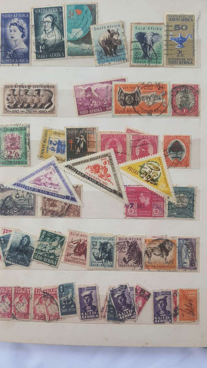 #9 COLLECTORS STAMP ALBUM UP FOR GRABS - DO NOT MISS THIS ONE!