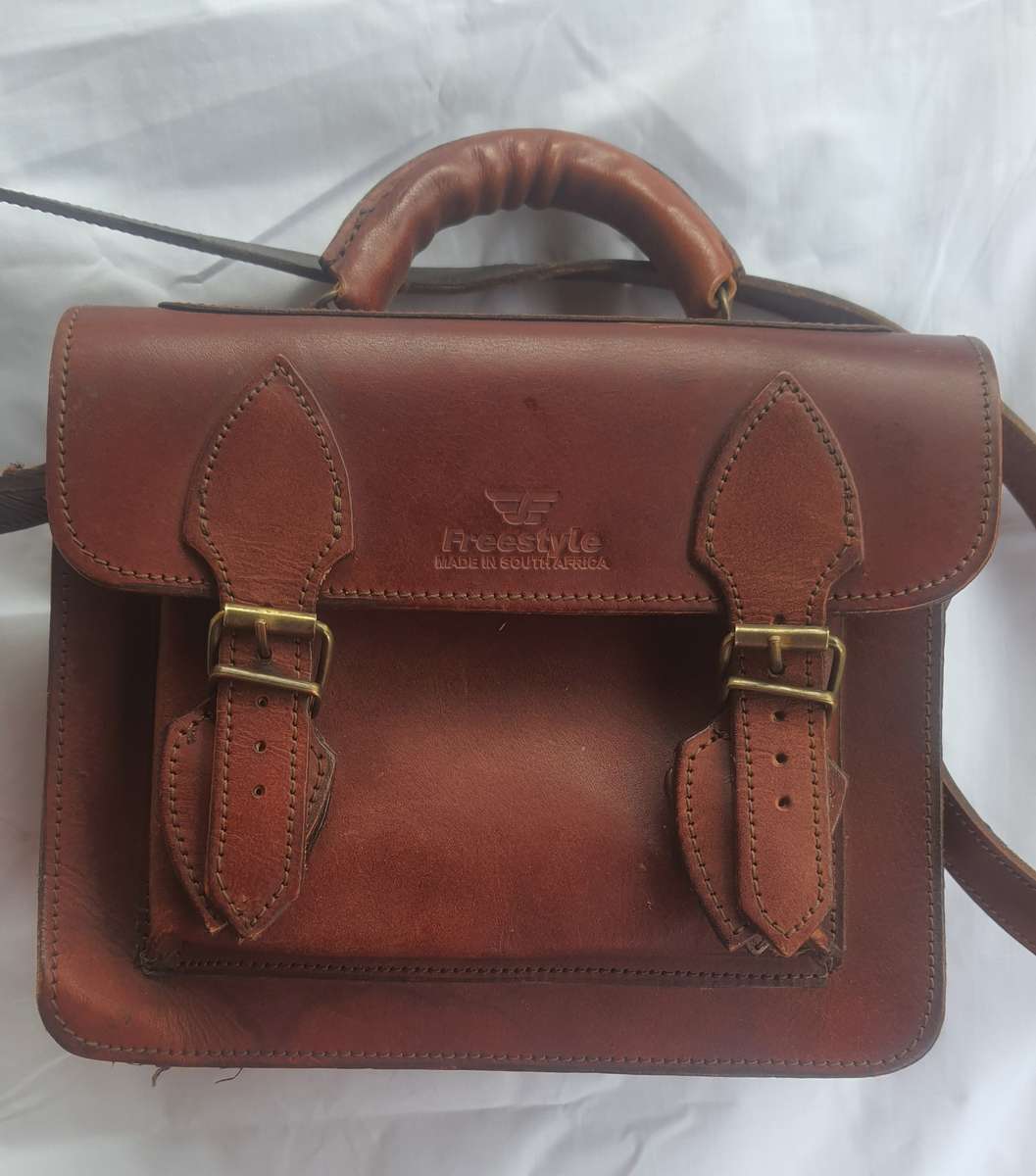 #12 - @KAROO ANTIEK - GENUINE HAND-CRAFTED LEATHER BAG -