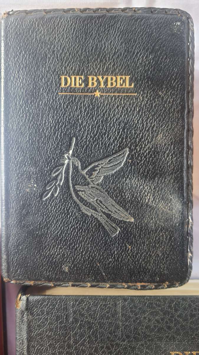 #14 - SCARES OLD JOB LOTT OF BIBLES - ONE WITH MOROCAN LEATHER BINDING