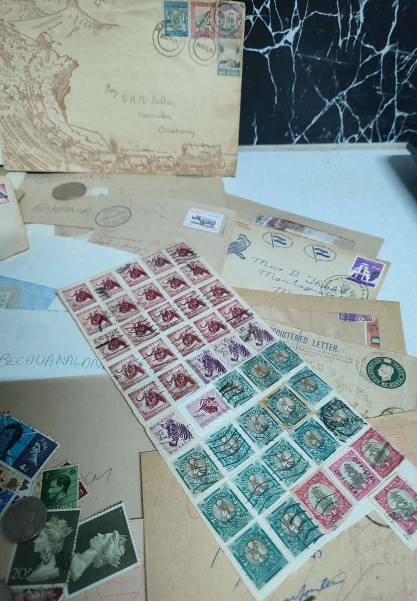 LARGE STAMP COLLECTION - SOMETHING OF EVERYTHING