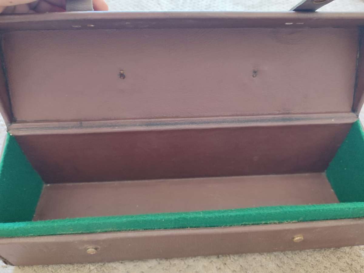 X1 VINTAGE LEATHER WINE BOX HOLDER - X1 NEW GREY WINE BOX - GREAT FOR WINE STORAGE