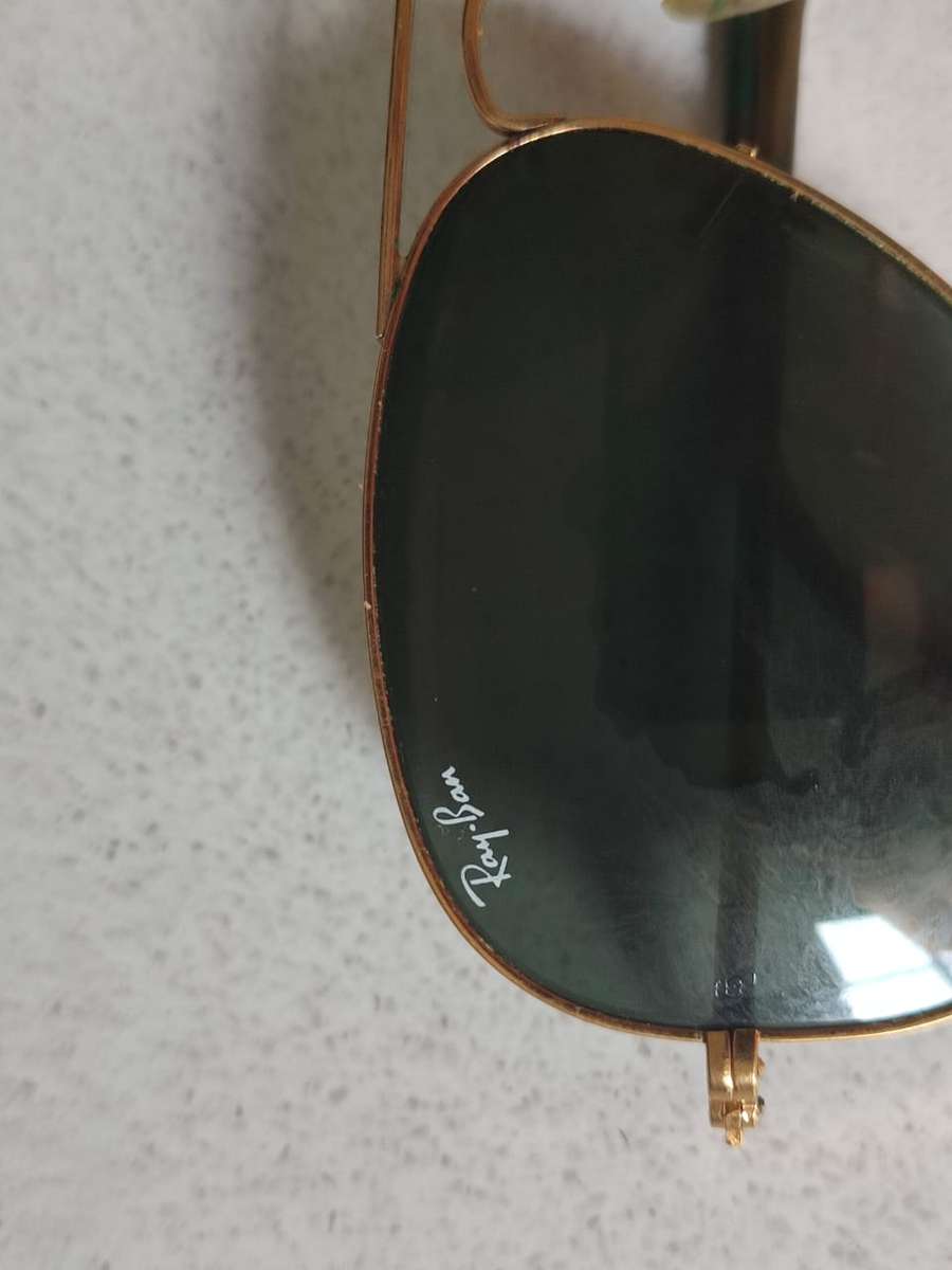 O 1995 GOLD AVIATOR ORIGINAL RAY-BAN