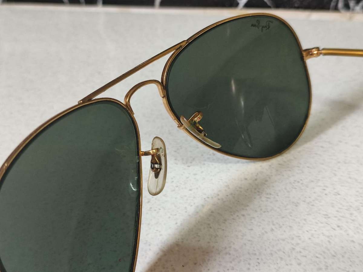 O 1995 GOLD AVIATOR ORIGINAL RAY-BAN
