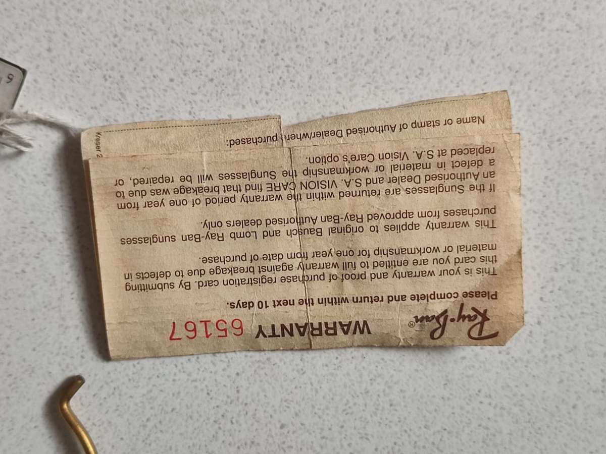 O 1995 GOLD AVIATOR ORIGINAL RAY-BAN