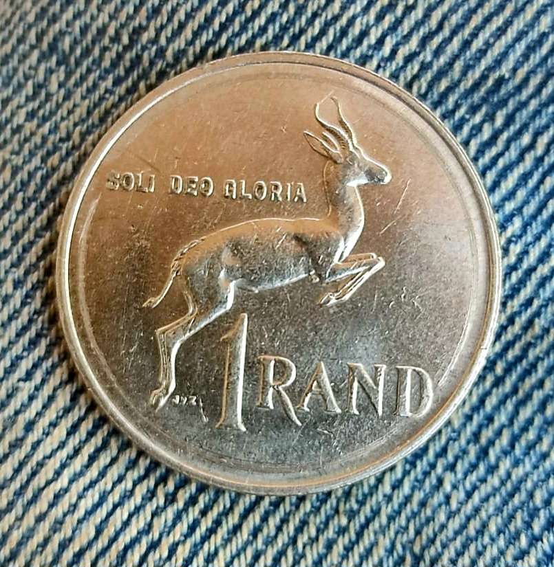 .800 silver - ONE RAND - ODD RING ARNOUND THE RIM!