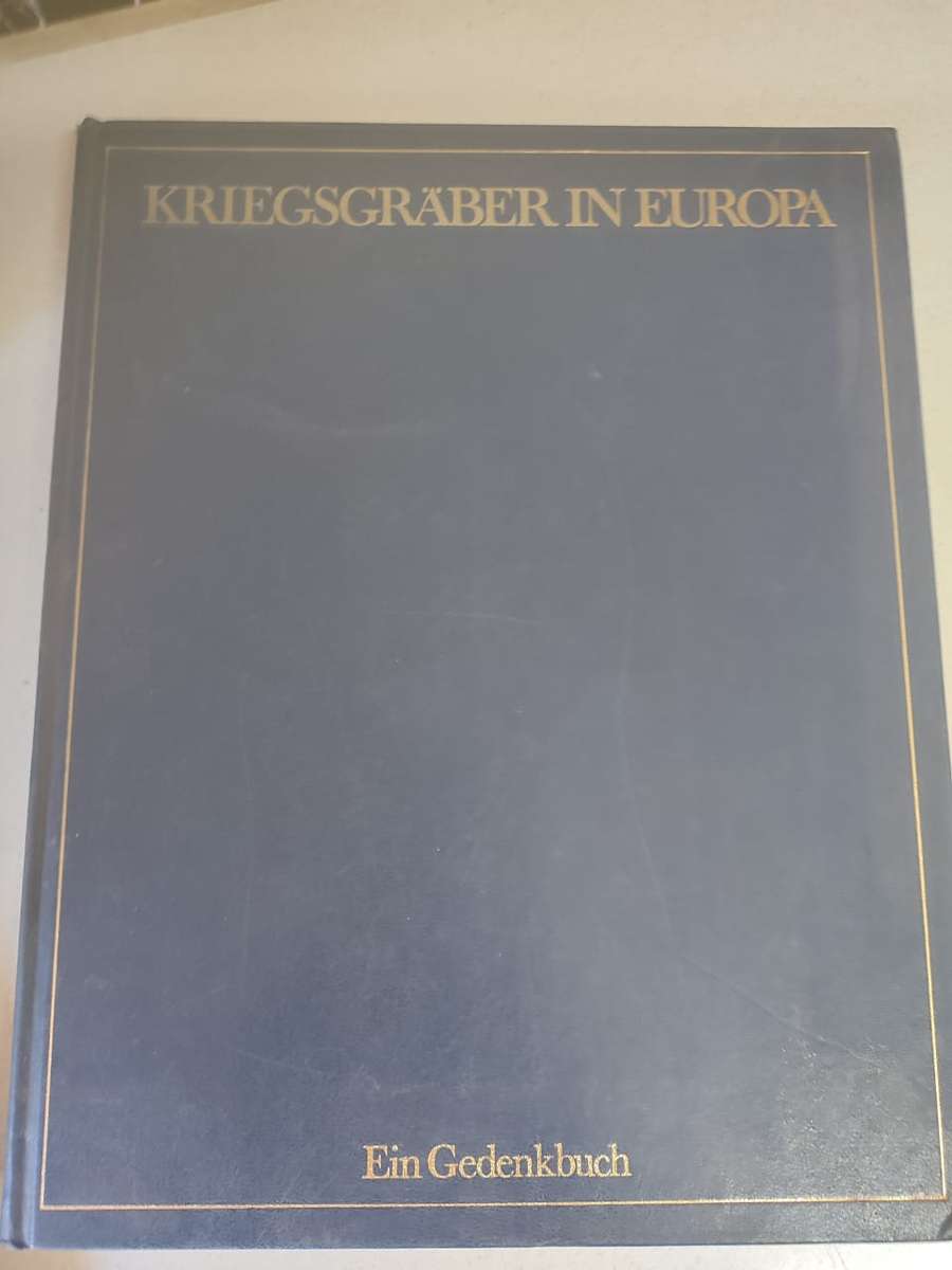 large lot of vintage and antique Books up for grabs - R1 starts