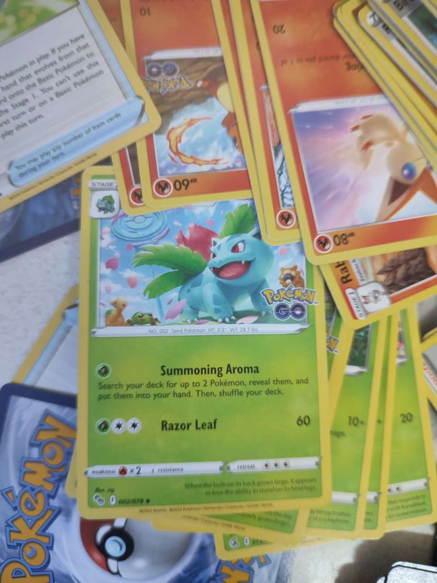 POKEMON GALORE-LAST EVER COLLECTABLE BUNDLE-A MUST BID-AMAZING COLLECTION MUST BUY NOW