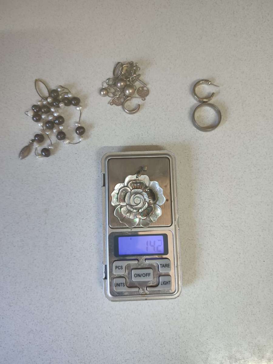 .975 - 925 SILVER JEWELLERY JOB LOTT UP FOR GRABS !
