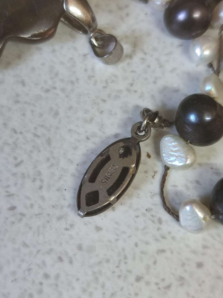 .975 - 925 SILVER JEWELLERY JOB LOTT UP FOR GRABS !