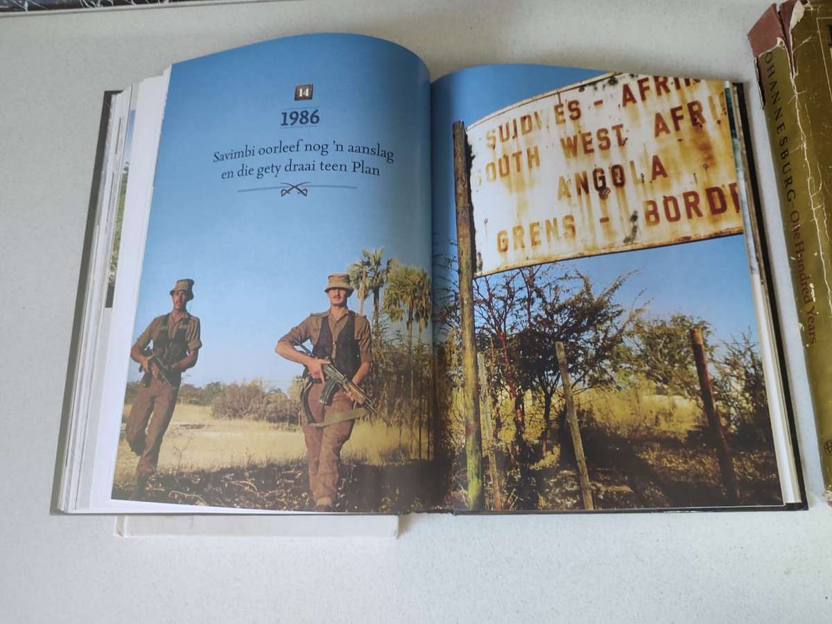 STUNNING AFRICANA AND GRENSOORLOG BOOK JOBLOTT