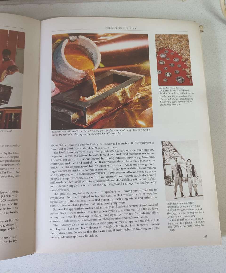 STUNNING AFRICANA AND GRENSOORLOG BOOK JOBLOTT