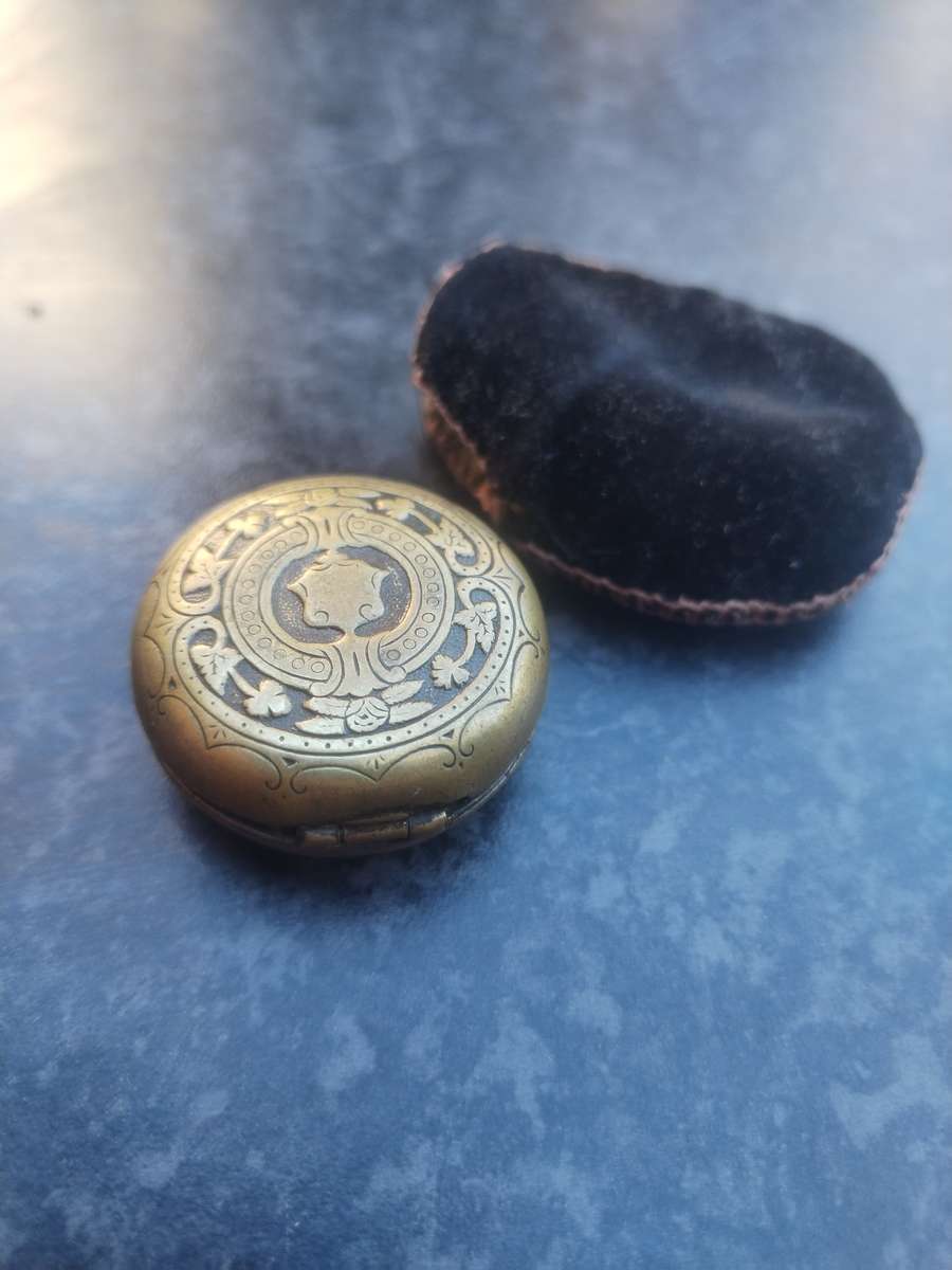 #2 Antique Coin Holder - locket, embedded Holder, Made in England - with an attached coin and poutch
