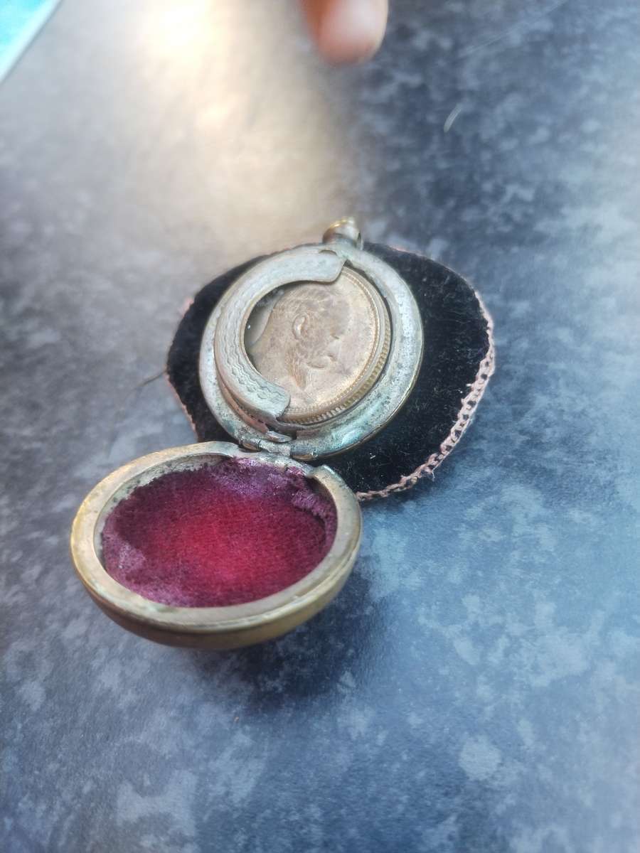 #2 Antique Coin Holder - locket, embedded Holder, Made in England - with an attached coin and poutch