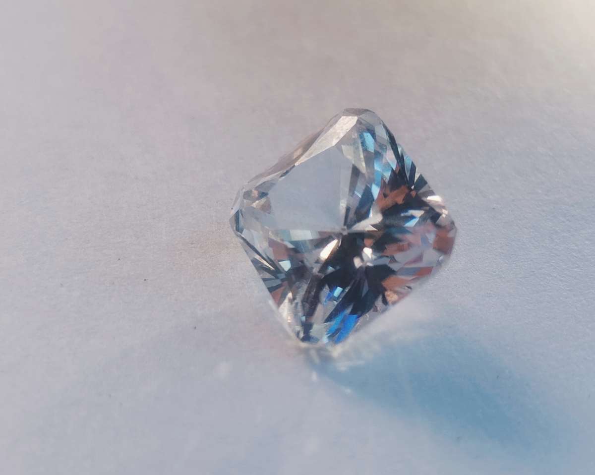 #10 CUT GLASS GEMSTONES - ALTOUGH I THINK THE RUBY MIGHT BE REAL