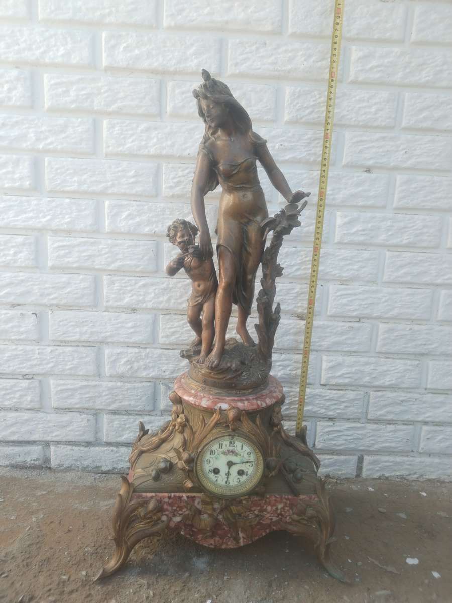 #11 LARGE FRENCH BROCHON 19TH CENTURE MANTLE CLOCK WITH TURNKEY - WORKING ORDER! HIGHT 720MM