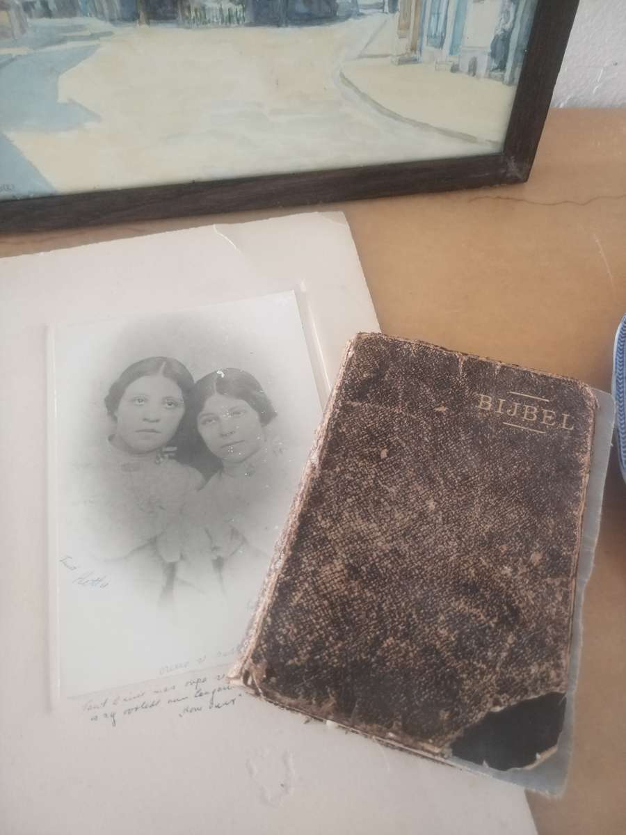 #12 FRENCH ART AND OLD 1800'S BIJBEL AND MUCH MORE UP ON AUCTION!