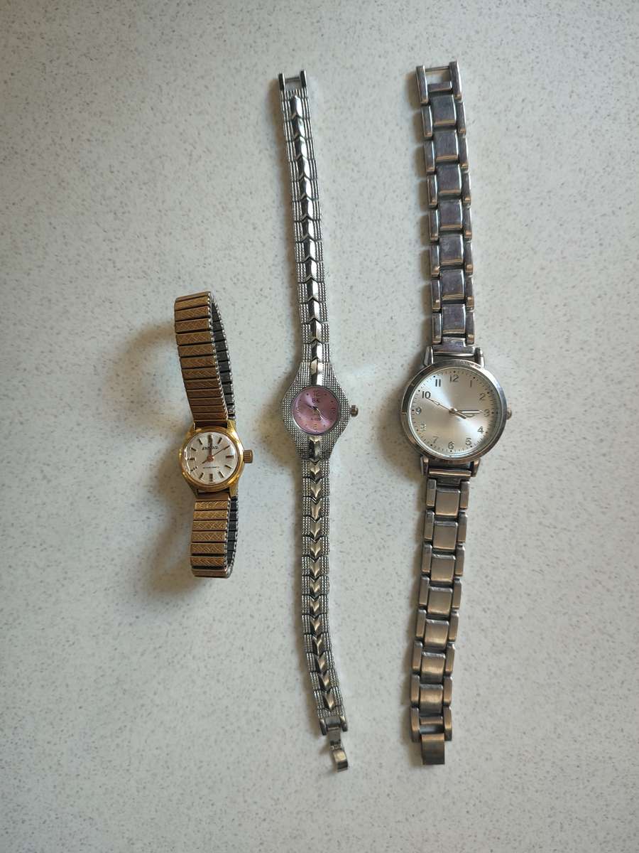 #9 JOBLOT WATHES UP FOR GRABS !!!