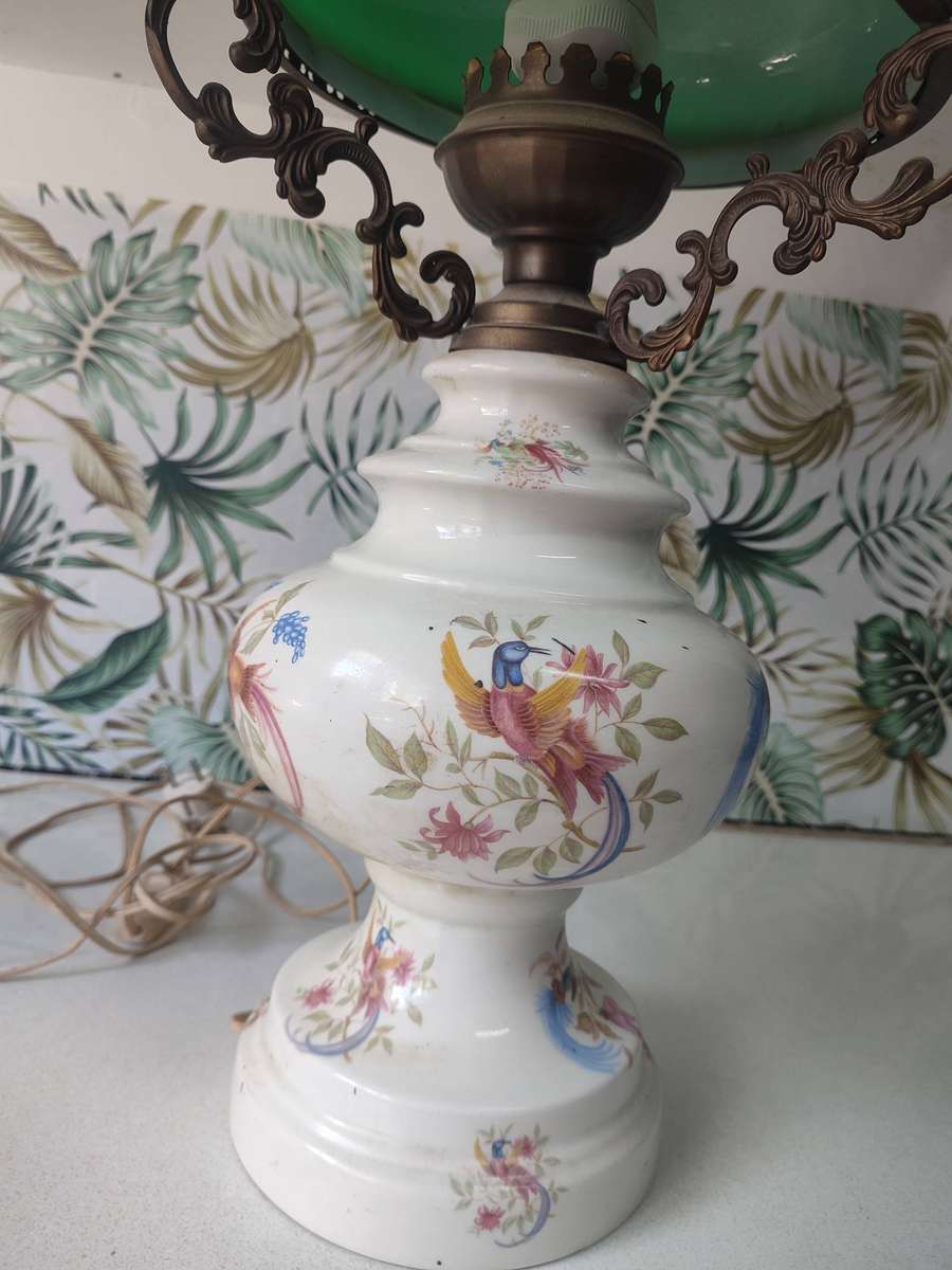 #2 GORGEOUS VINTAGE KEROSENE ELECTRIC TABLE LAMP!