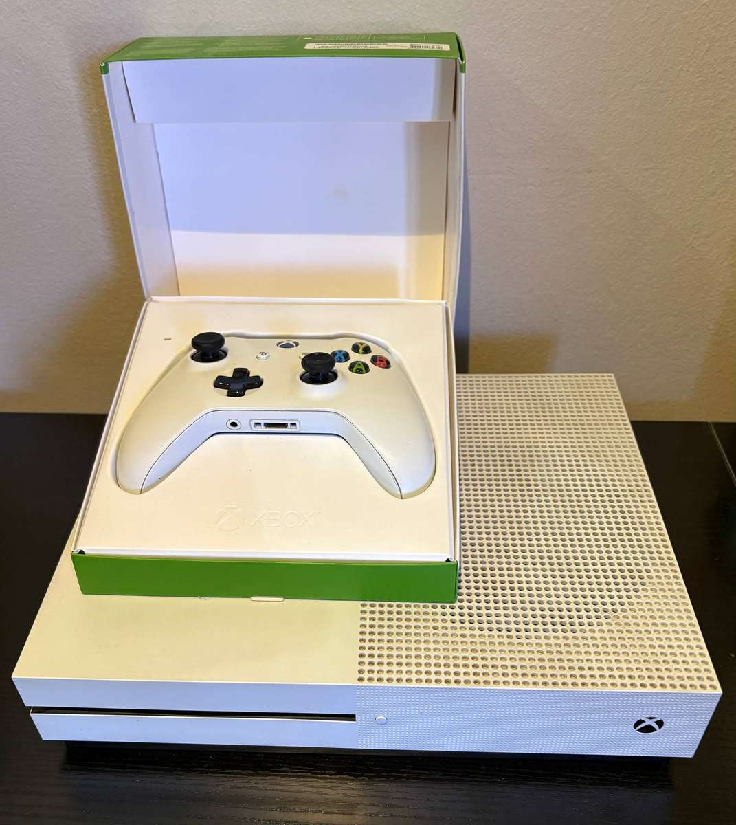 Xbox One Slim + Remote