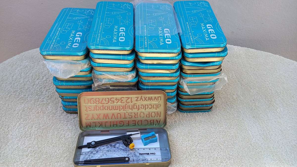 Joblot - Geo Maxima Mathematics Geometry sets x40