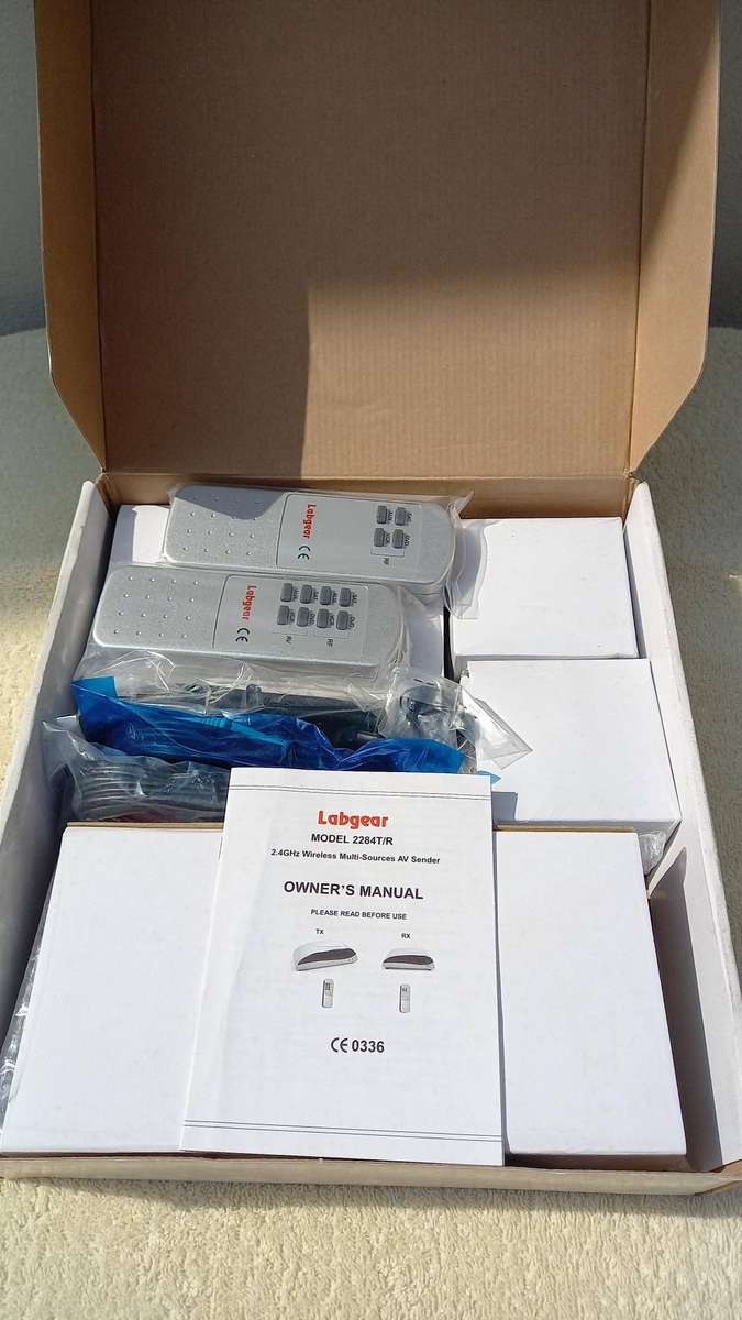 LabGear 2284T/R, 2.4Ghz Wireless A/V transmission system