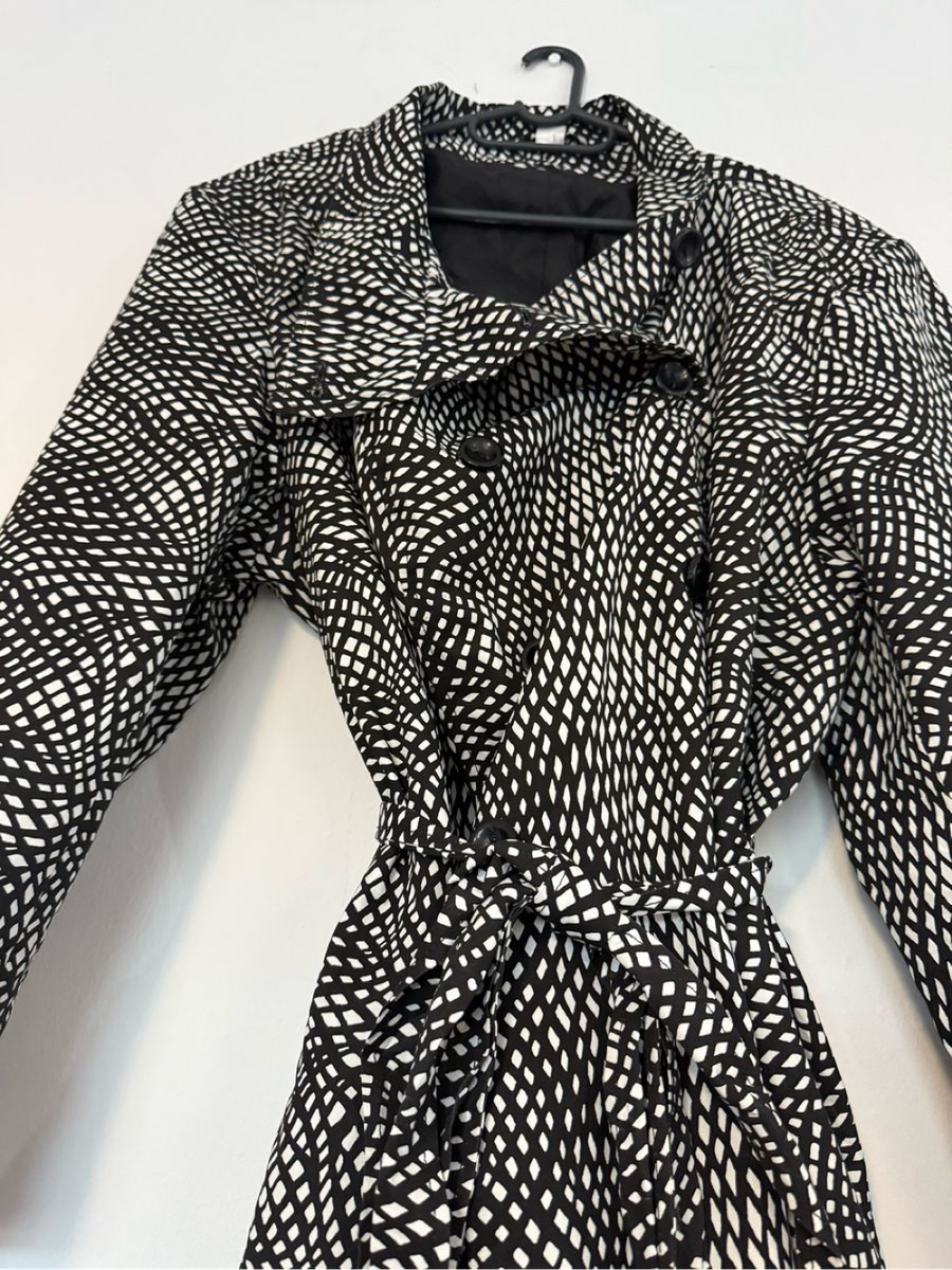 Vintage statement trench coat, Large