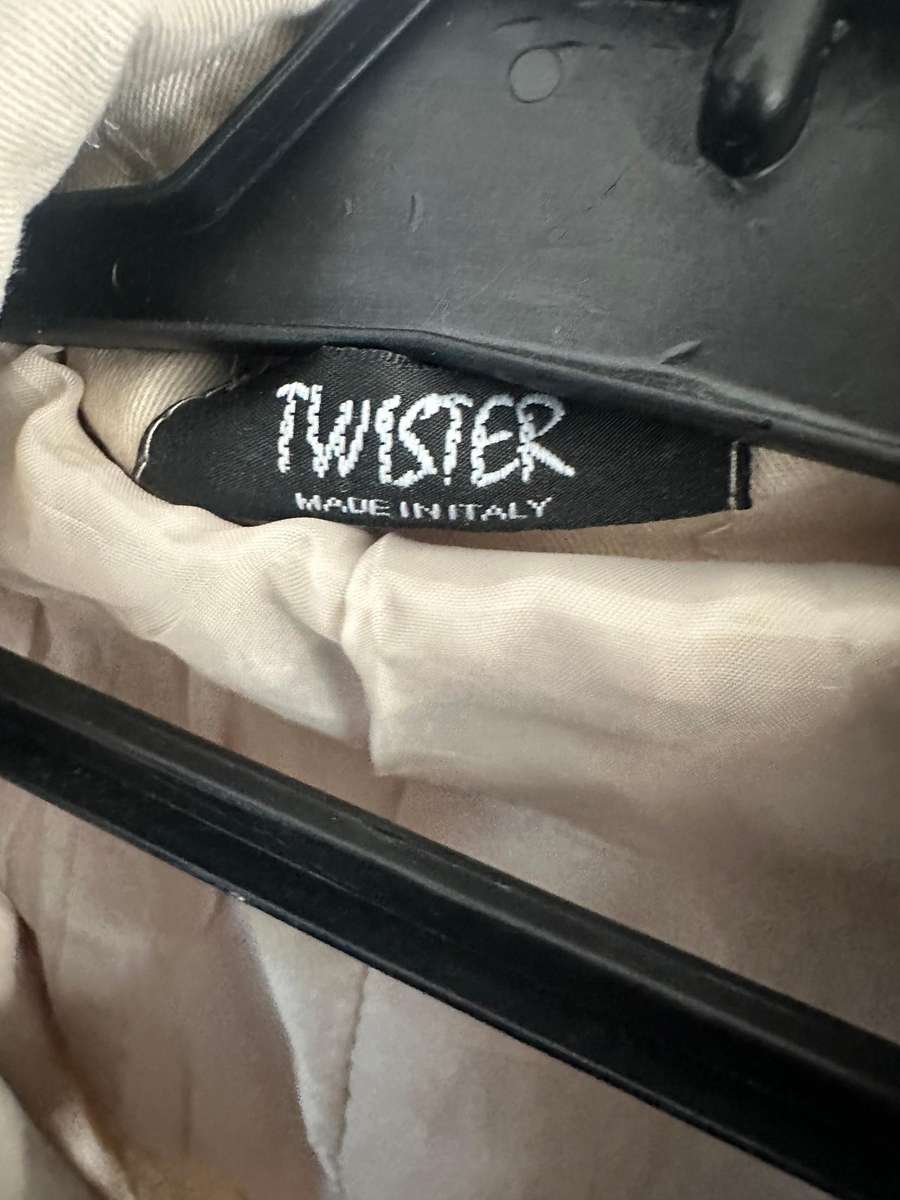 Elegant ITALIAN-Imported Coat  Excellent Condition