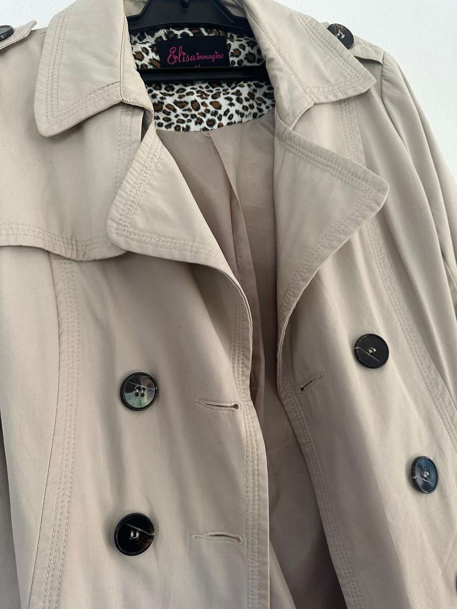 Elegant ITALIAN-Imported Coat  Excellent Condition