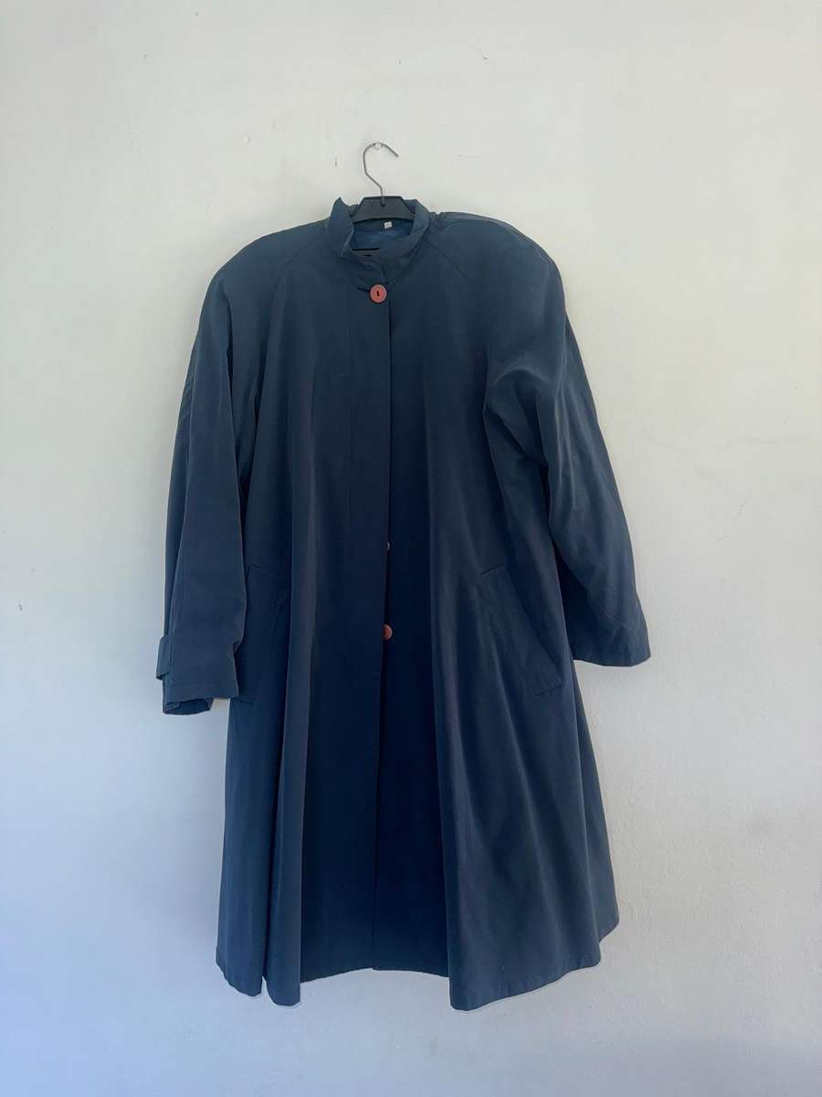 Beautiful Navy Blue Coat Imported from Germany, Size M