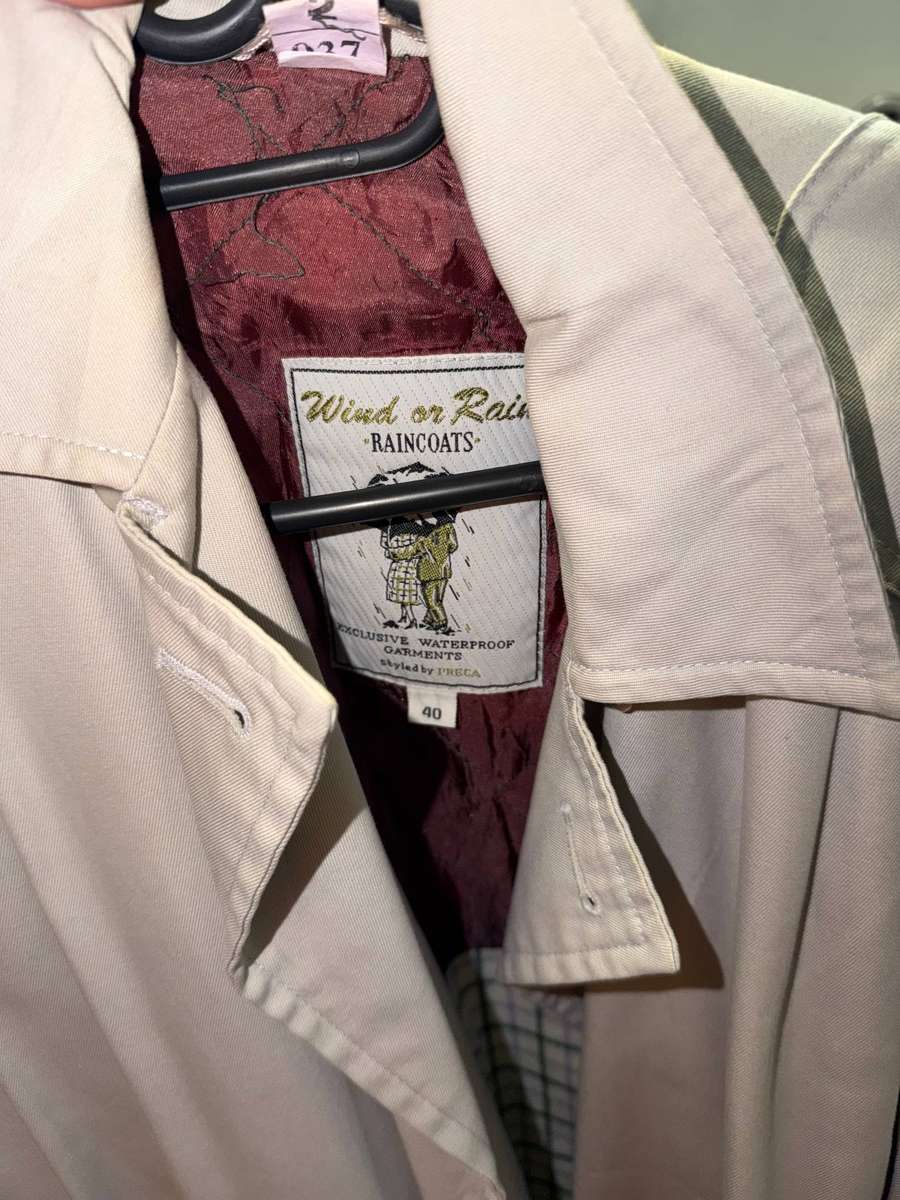 RARE BULK BALE: 55pc UNISEX TRENCH COATS  IMPORTED FROM LONDON