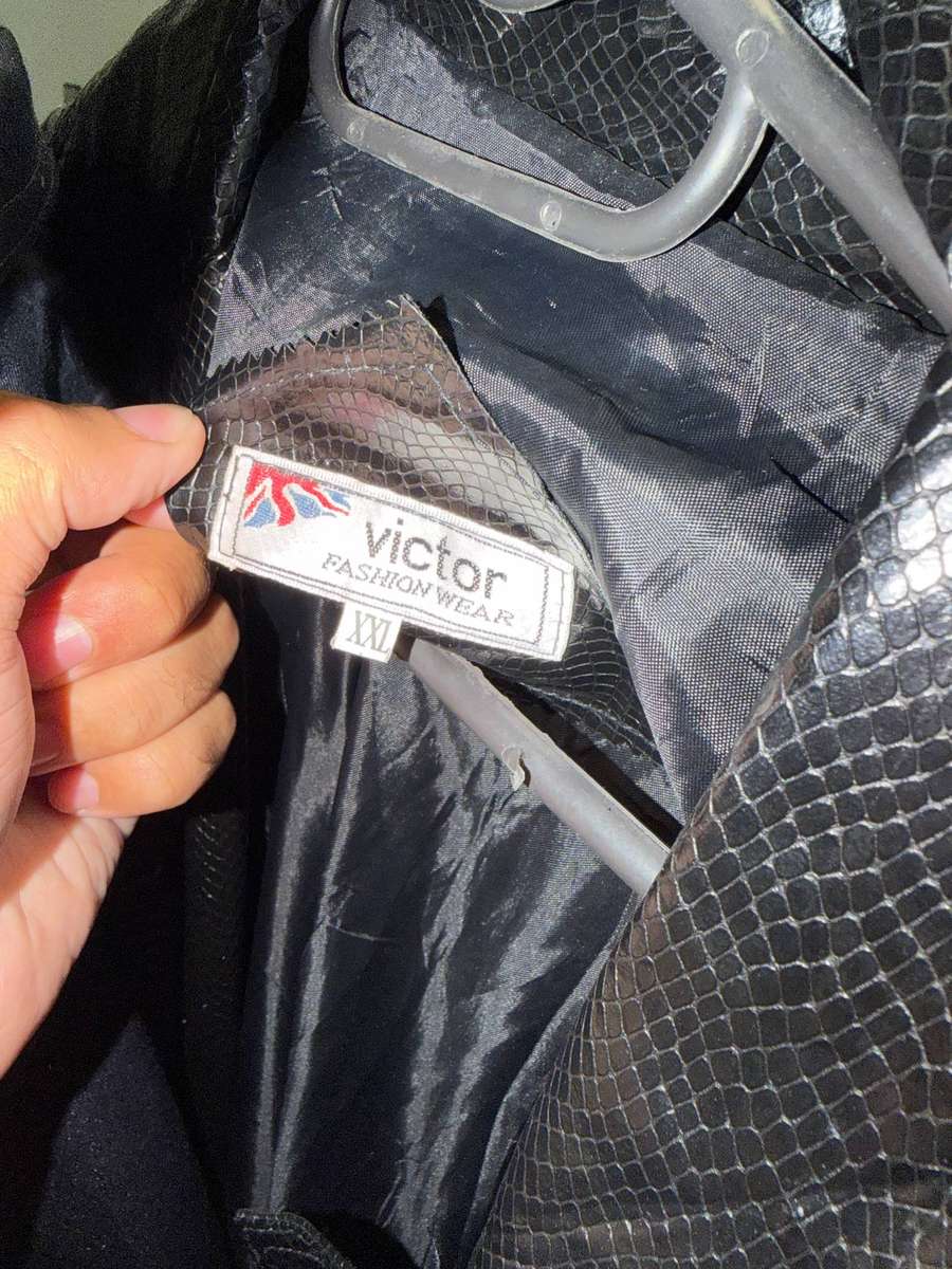 RARE BULK BALE: 55pc UNISEX TRENCH COATS  IMPORTED FROM LONDON