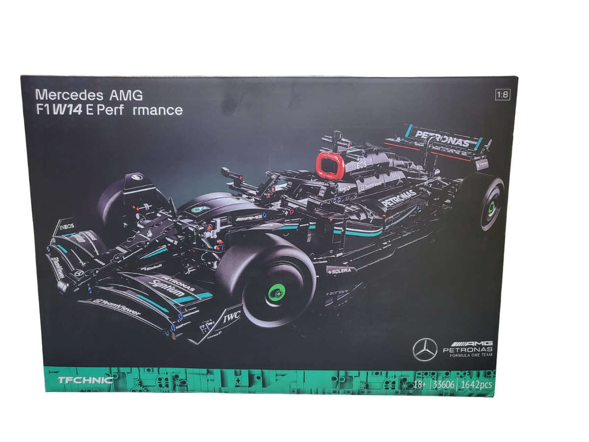 Mercedes F1 W14 Building Blocks 1:8 scale