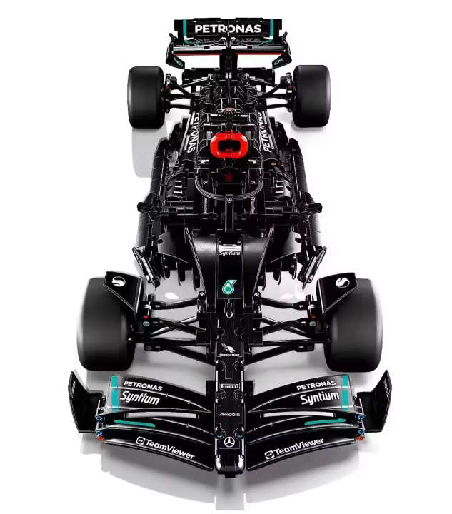 Mercedes F1 W14 Building Blocks 1:8 scale