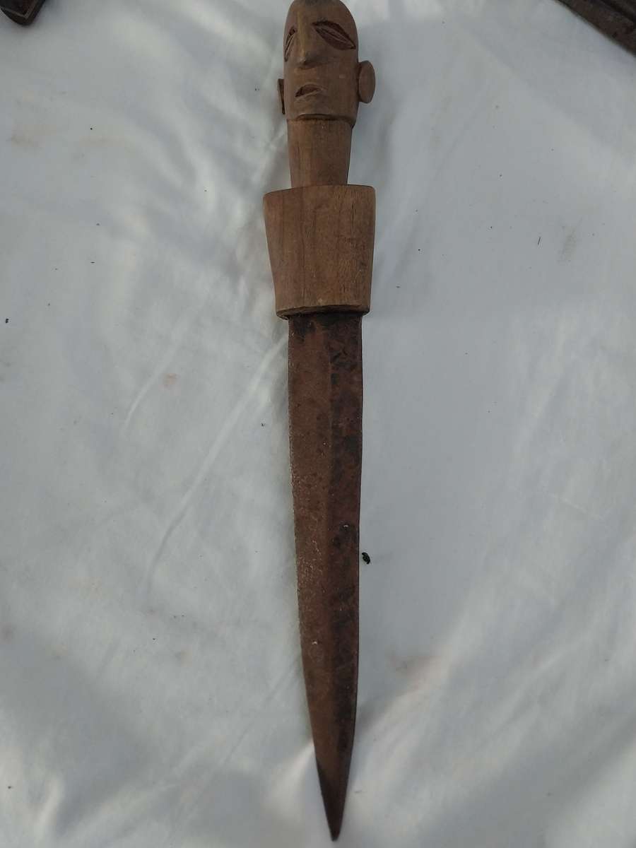 bayonet and tribal knife collection