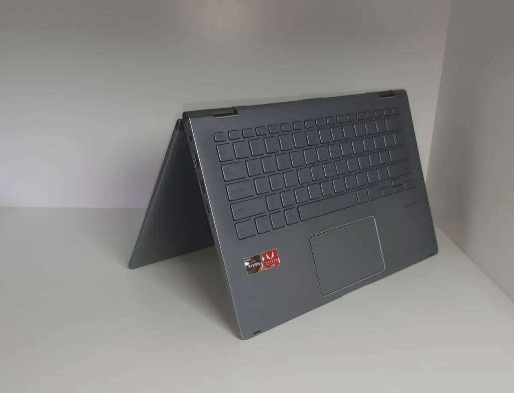 Gaming Asus Zenbook UX426DA Ryzen 7
