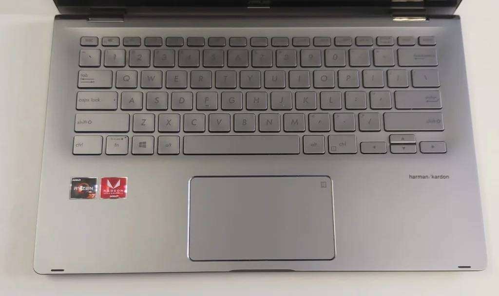 Gaming Asus Zenbook UX426DA Ryzen 7