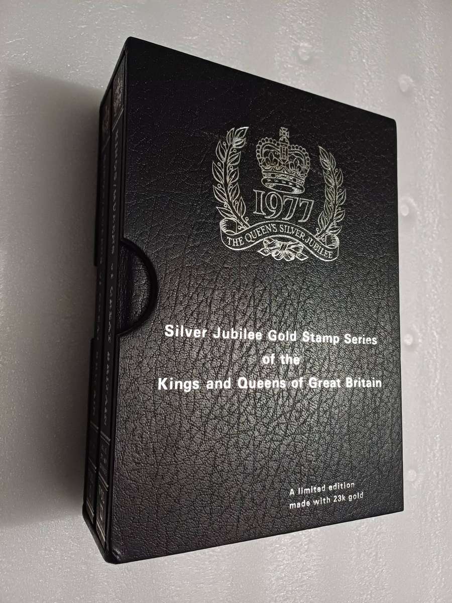 1977 set of 49 x 23ct and 12ct gold stamps. Kings and Queens of England.