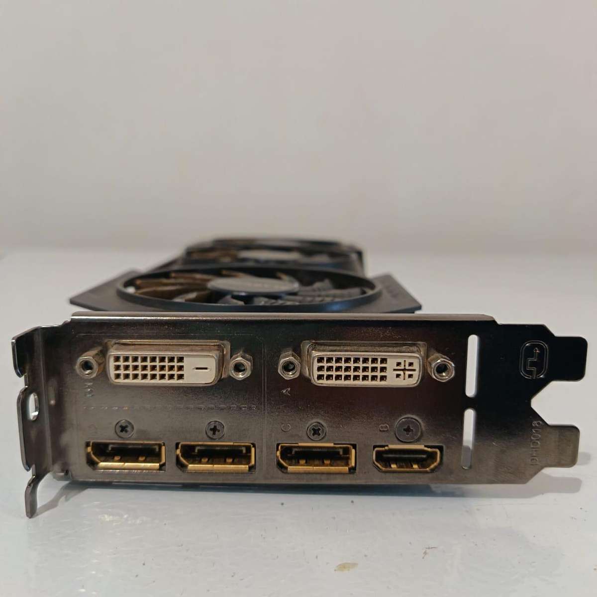 Gigabyte GV-N970WF3OC-4GD (rev. 1.1)